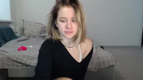 Snapshot of margaretstrein chatting on January 2025 08:34:02 AM Alex and Jane online show from January 2025 08:34:02 AM