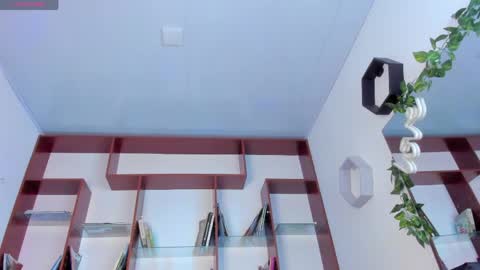 Margarita Zaa online show from April 2026 04:46:02 AM