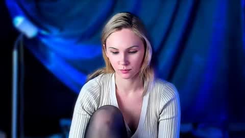 Snapshot of margaux_corsets6641000 chatting on December 2024 12:27:01 PM margaux_corsets6641000 online show from December 2024 12:27:01 PM