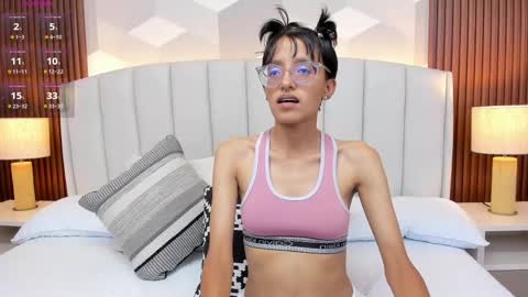 Snapshot of marge_lasander chatting on September 2025 01:43:01 AM Aitana online show from September 2025 01:43:01 AM