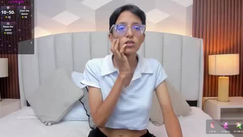 Snapshot of marge_lasander chatting on December 2025 01:44:01 AM Aitana online show from December 2025 01:44:01 AM