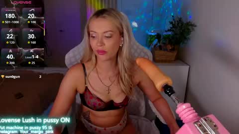 Snapshot of margohotty chatting on June 2026 06:52:02 AM Margo for you online show from June 2026 06:52:02 AM