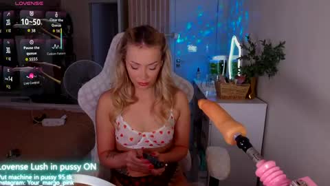 Snapshot of margohotty chatting on June 2026 04:57:01 AM Margo for you online show from June 2026 04:57:01 AM