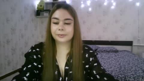 margoshine_ online show from July 2026 03:07:02 PM