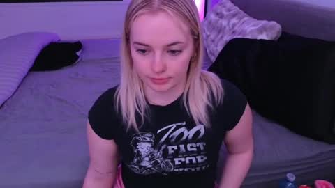 margot_robbie7 online show from May 2026 02:18:01 AM
