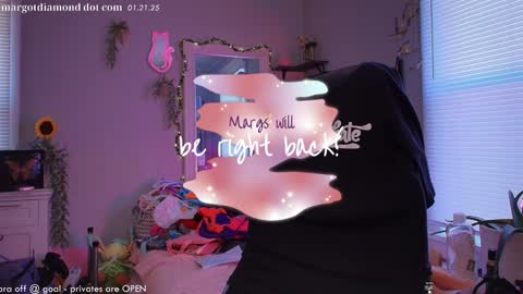 Snapshot of margotdiamond chatting on January 2025 08:11:01 PM online show from January 2025 08:11:01 PM