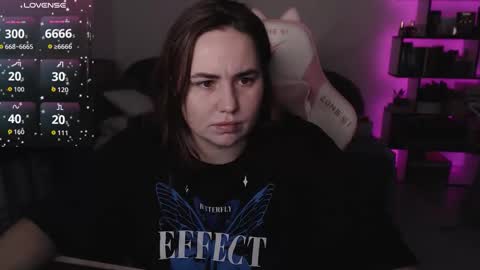 mari moore online show from November 2025 06:49:02 AM