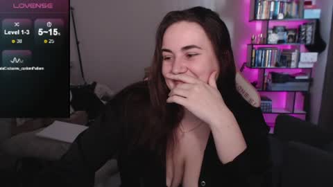 mari moore online show from April 2026 06:47:02 AM