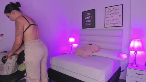 mari_salgado online show from December 2024 06:20:01 PM