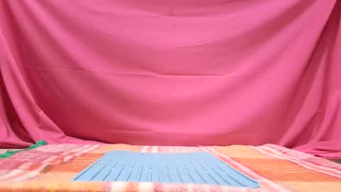 Maria Magdalena online show from December 2025 02:35:01 PM