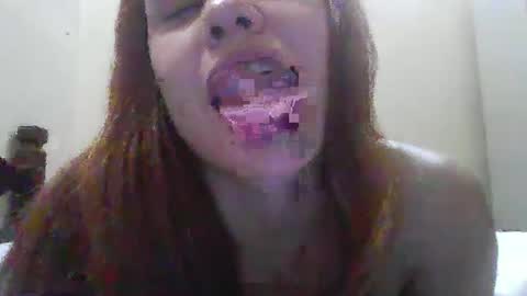 Snapshot of maria_eugenia chatting on September 2025 04:39:02 AM Mareu online show from September 2025 04:39:02 AM