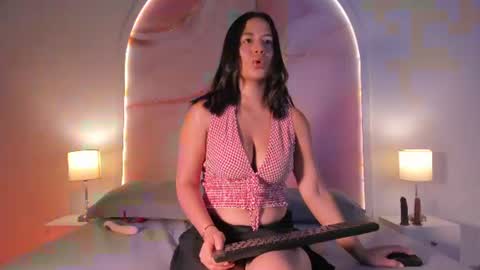 Maria  online show from July 2026 11:08:02 AM