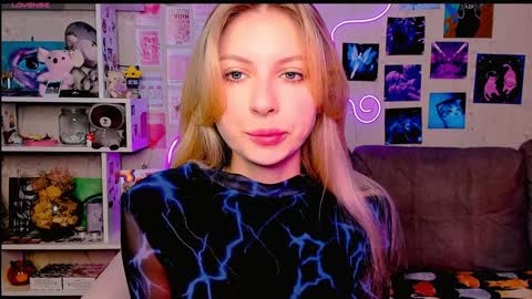 Snapshot of maria_hunt chatting on December 2024 02:52:01 AM Maria online show from December 2024 02:52:01 AM