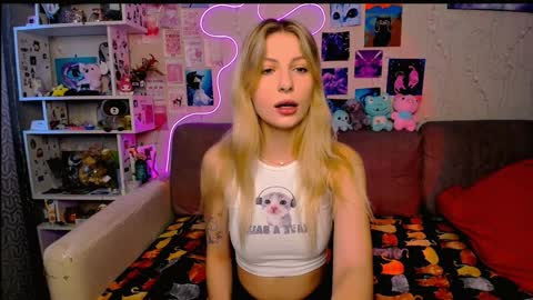 Snapshot of maria_hunt chatting on January 2025 04:25:02 AM Maria online show from January 2025 04:25:02 AM