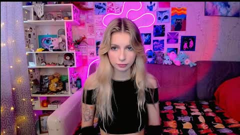 Snapshot of maria_hunt chatting on January 2025 04:02:01 AM Maria online show from January 2025 04:02:01 AM