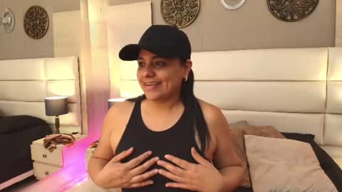 mariabelenx online show from July 2026 02:13:01 PM