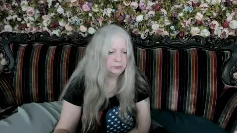 Snapshot of mariabelladonna chatting on April 2026 11:39:02 PM Maria online show from April 2026 11:39:02 PM