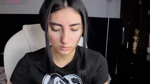 Maria online show from November 2025 07:25:01 PM