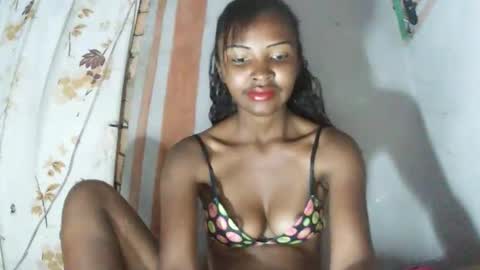 Maria online show from November 2025 01:50:02 AM