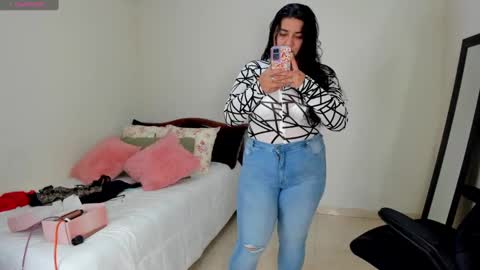 Snapshot of mariamcastillo chatting on January 2025 02:20:01 AM Mariam Castiblanco online show from January 2025 02:20:01 AM