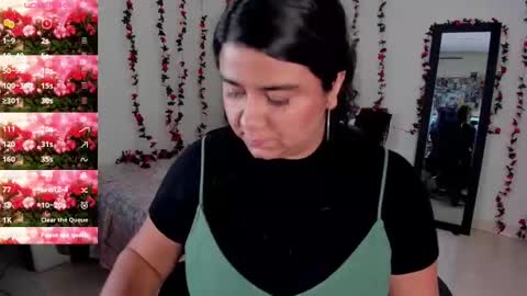 Snapshot of mariamcastillo chatting on February 2025 03:47:02 AM Mariam Castiblanco online show from February 2025 03:47:02 AM