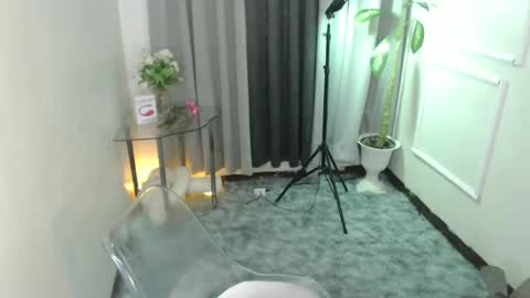 Snapshot of mariamercedesxxx chatting on January 2025 08:23:02 PM maria online show from January 2025 08:23:02 PM