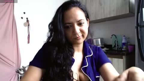 Snapshot of mariamualata chatting on May 2026 08:36:02 PM mariamualata online show from May 2026 08:36:02 PM