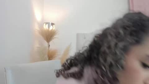 Snapshot of marian_skinny chatting on September 2025 12:01:01 AM Marian online show from September 2025 12:01:01 AM