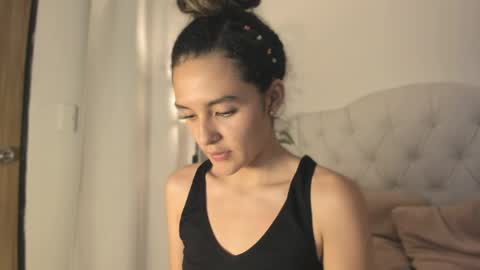 Marian online show from April 2026 06:05:02 AM