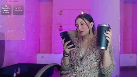 Snapshot of mariana96_ chatting on April 2026 11:49:01 AM Mariana online show from April 2026 11:49:01 AM