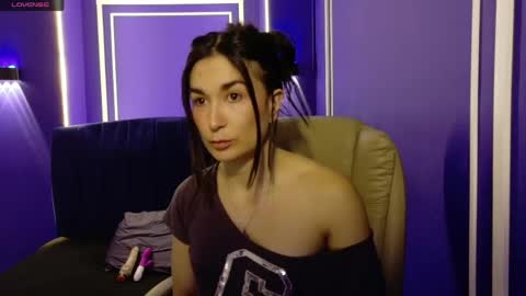 Snapshot of mariana96_ chatting on May 2026 12:01:02 PM Mariana online show from May 2026 12:01:02 PM
