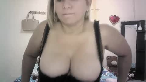 mariana995649 online show from July 2026 12:44:01 PM