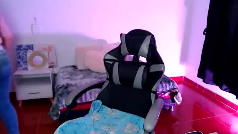 mariana__666 online show from November 2025 09:17:02 PM