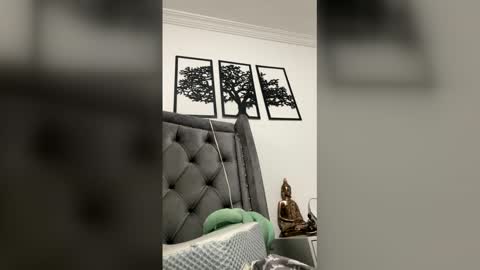 Mar y online show from February 2026 02:05:02 PM