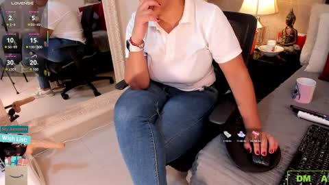 Snapshot of mariana_c chatting on April 2026 02:39:01 PM Mar y online show from April 2026 02:39:01 PM