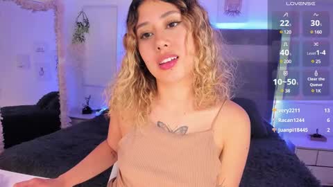 Mariana online show from December 2024 10:34:02 AM