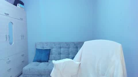    online show from February 2025 03:09:02 AM