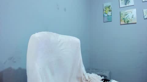    online show from October 2025 08:35:01 AM