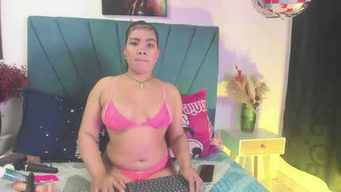 mariana_star1 online show from June 2026 04:18:02 AM