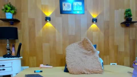 Mariana Angel online show from February 2025 05:33:01 PM