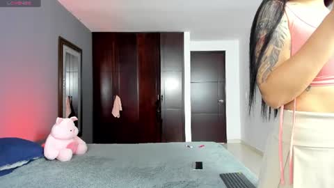 Snapshot of marianaandvalen chatting on June 2026 11:08:01 AM MARIANA Y VALENTINA online show from June 2026 11:08:01 AM