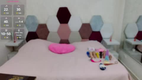 mariana online show from July 2026 11:33:01 PM