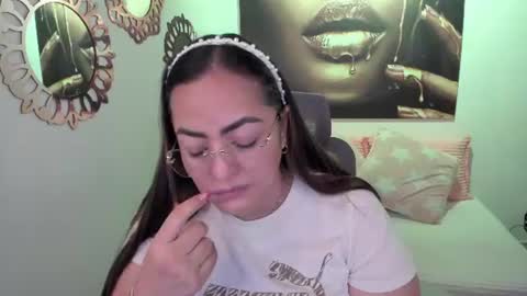 Mariana Lopez online show from June 2026 10:36:02 PM