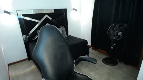 Mariana online show from June 2026 02:03:01 AM