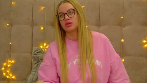 Maria online show from December 2024 04:29:02 AM