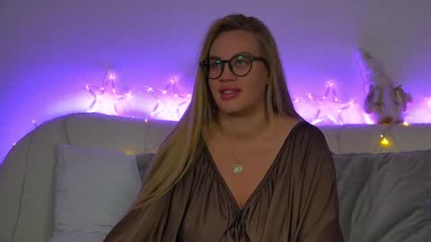 Maria online show from December 2024 04:08:02 AM