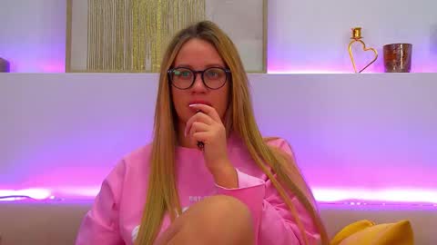 Maria online show from February 2025 04:41:02 AM