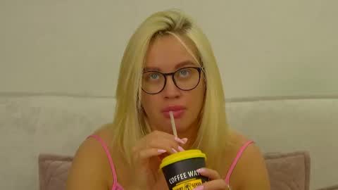Maria online show from May 2026 08:43:02 AM