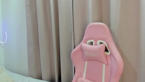 Snapshot of mariangel_3 chatting on February 2026 11:19:02 PM Mariangel online show from February 2026 11:19:02 PM