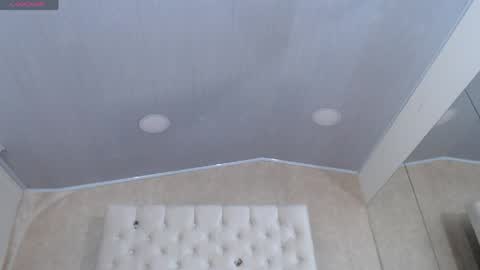 Snapshot of mariangel_bigboobs chatting on April 2026 12:22:02 PM la crespa x online show from April 2026 12:22:02 PM